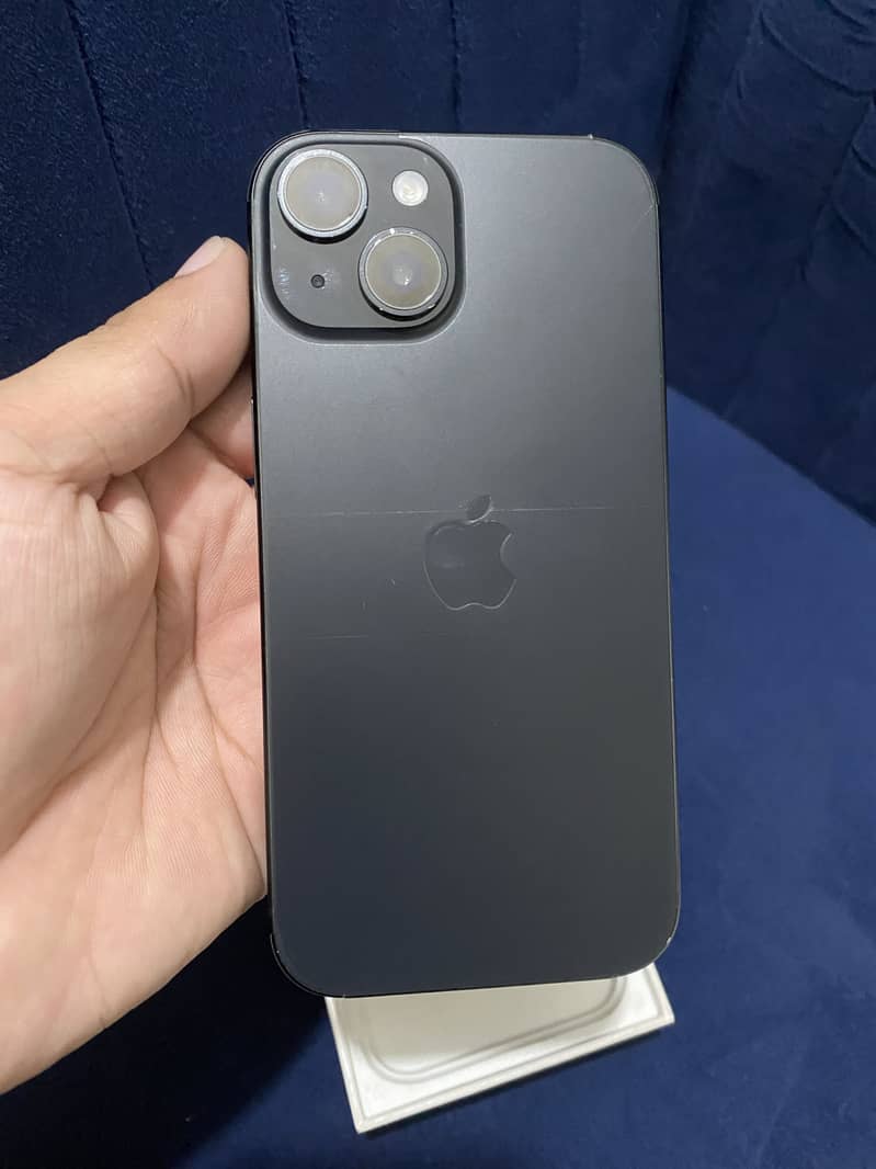 Apple iPhone 15 9