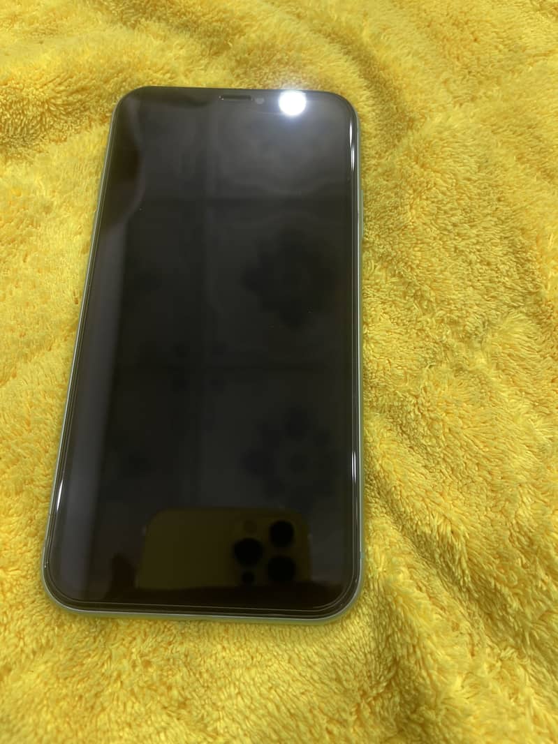 Apple iPhone 11 3