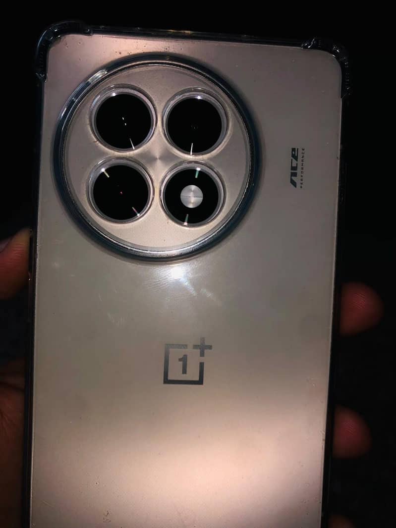 OnePlus Ace 5 11