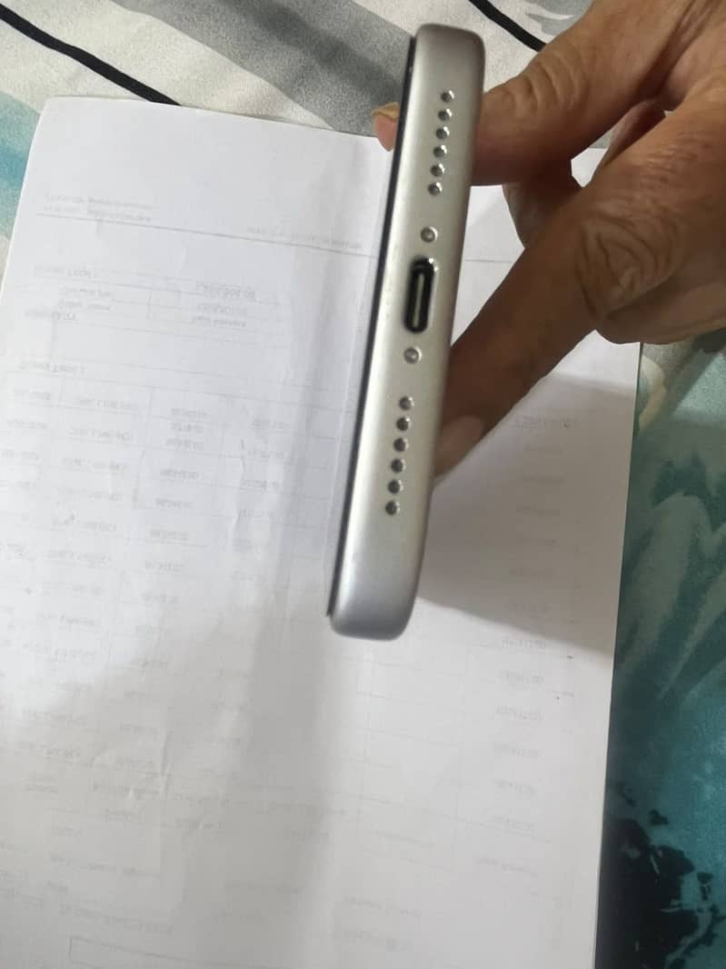 Apple iPhone 17 Pro Max 1