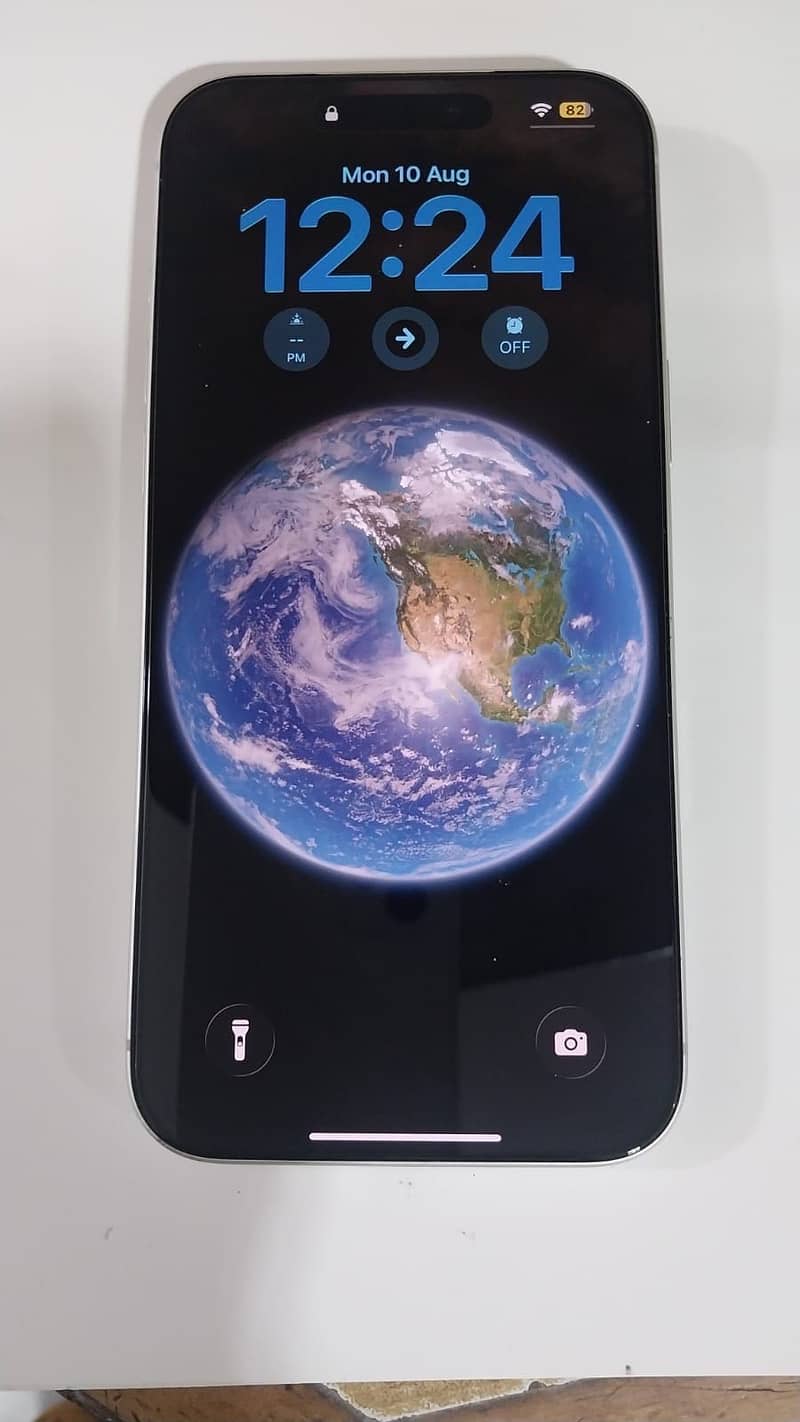 Apple iPhone 17 Pro Max 3