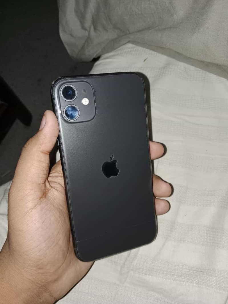 Apple iPhone 11 0