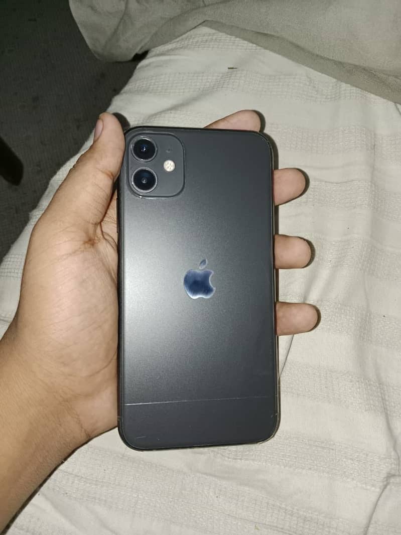 Apple iPhone 11 8