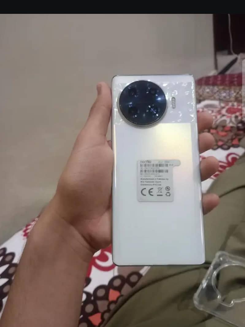 Tecno Spark 20 Pro Plus 3
