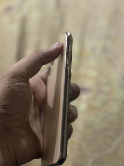 I phone 11 pro pta