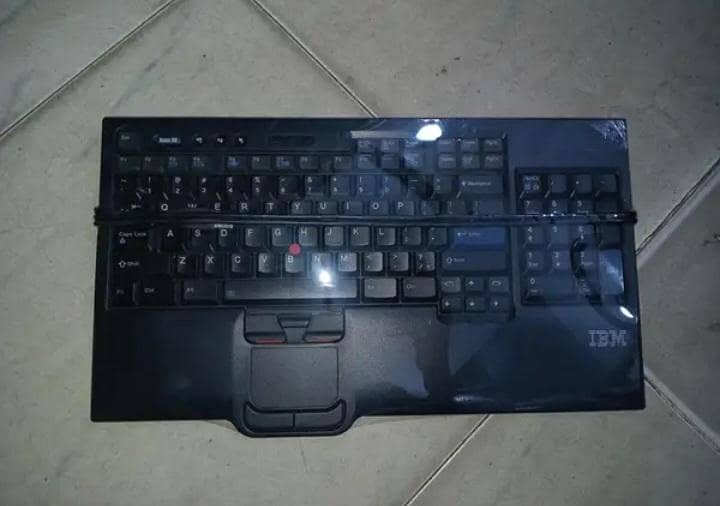IBM KEYBOARD 0