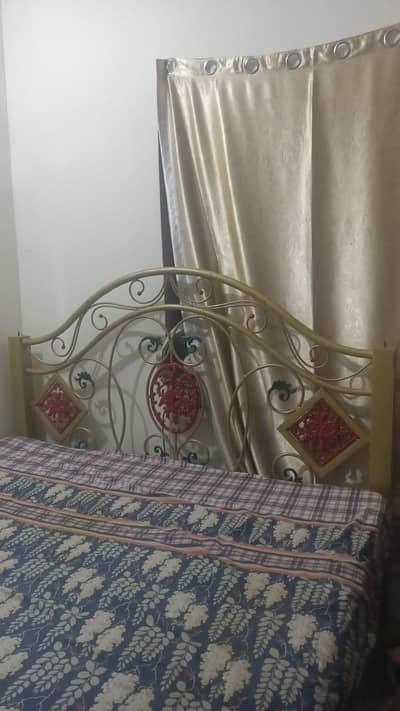 Iron Bed for Sale in Excellent Condition