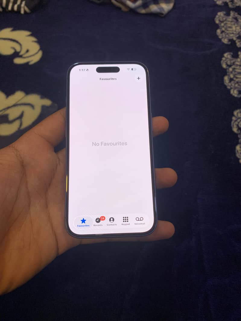 iPhone 16 6