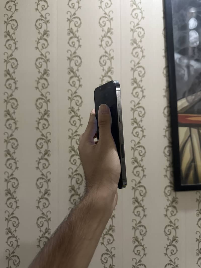 Iphone 13 pro max 5