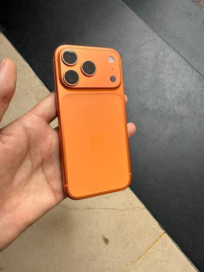 IPHONE 17 PRO 256GB WITH BOX