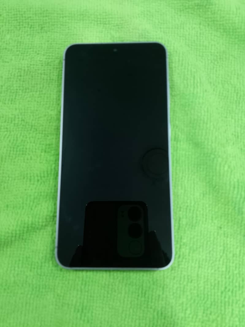 Samsung Mobile S25 1