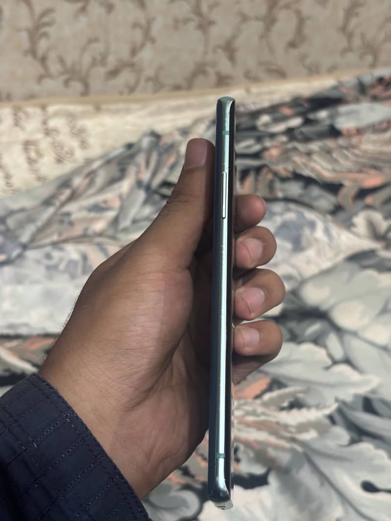 One Plus 8 3