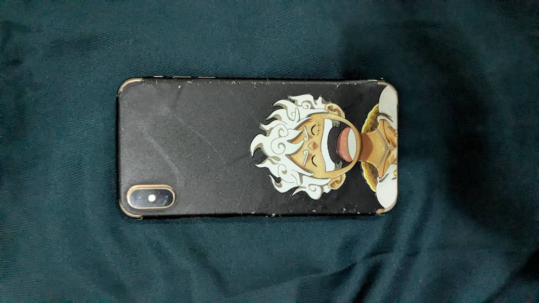 Apple iPhone XS Max 3