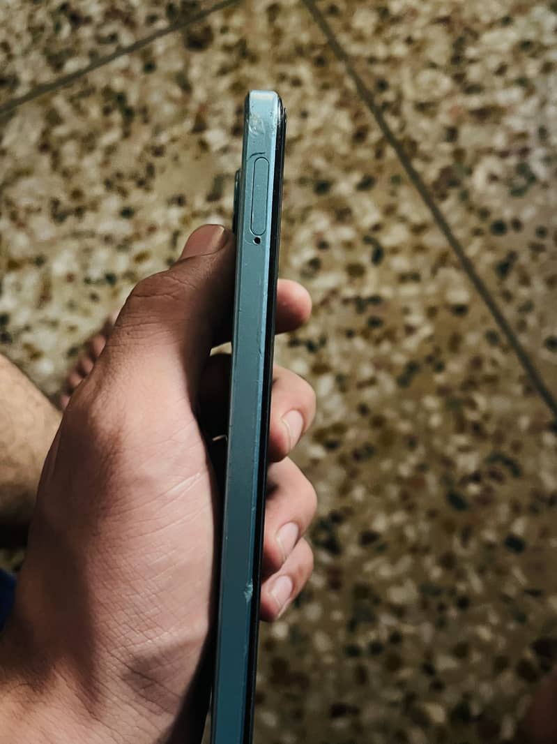OPPO A78 1