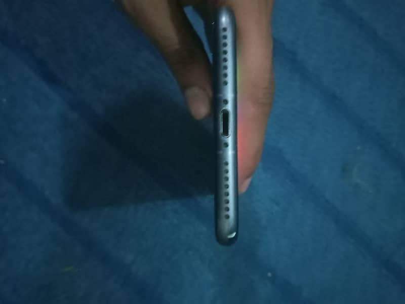 Apple iPhone 8 Plus 2