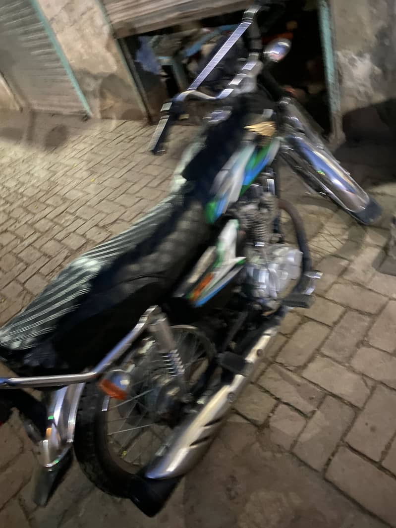 CG 125 0
