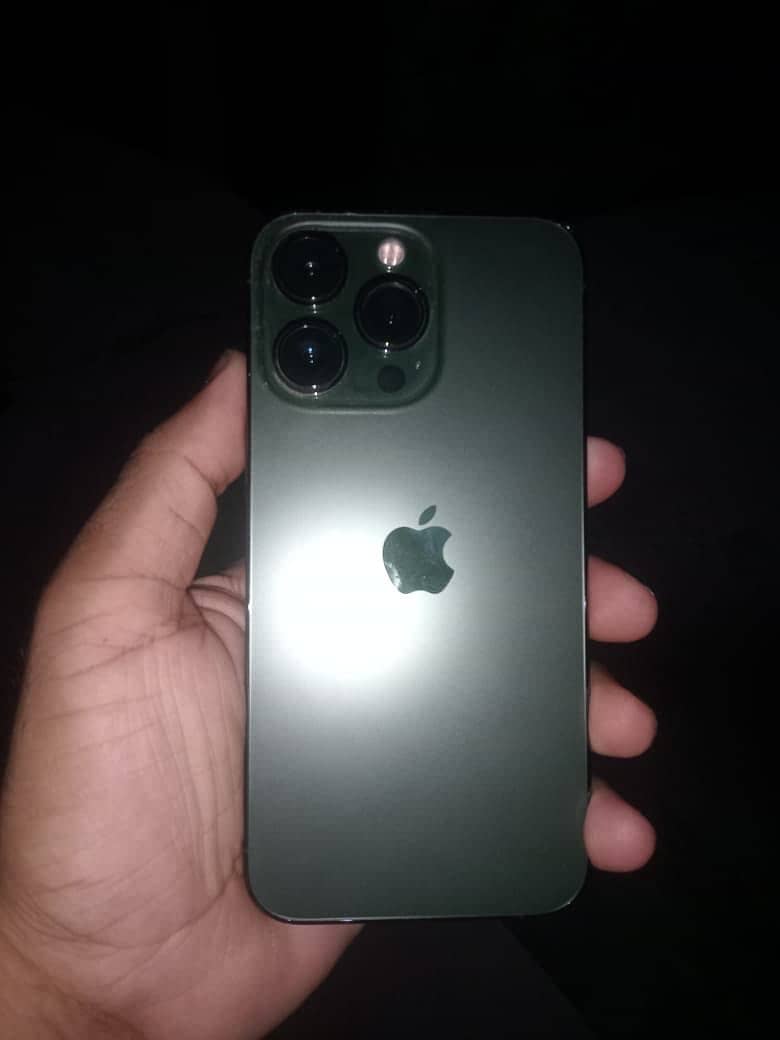 iPhone 13 Pro 0