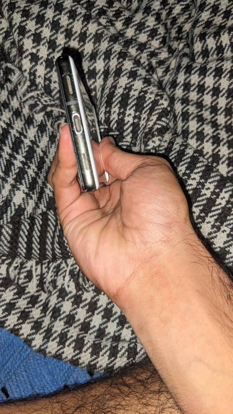 Google Pixel 6a 1