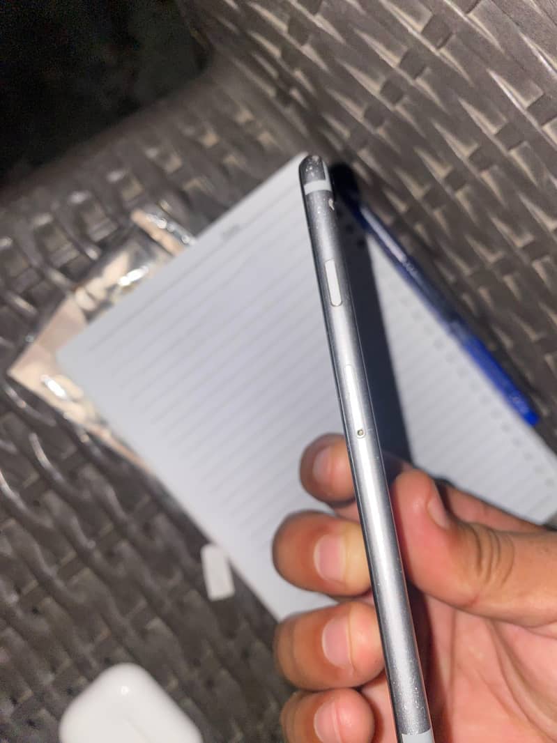 Apple iPhone 6 13