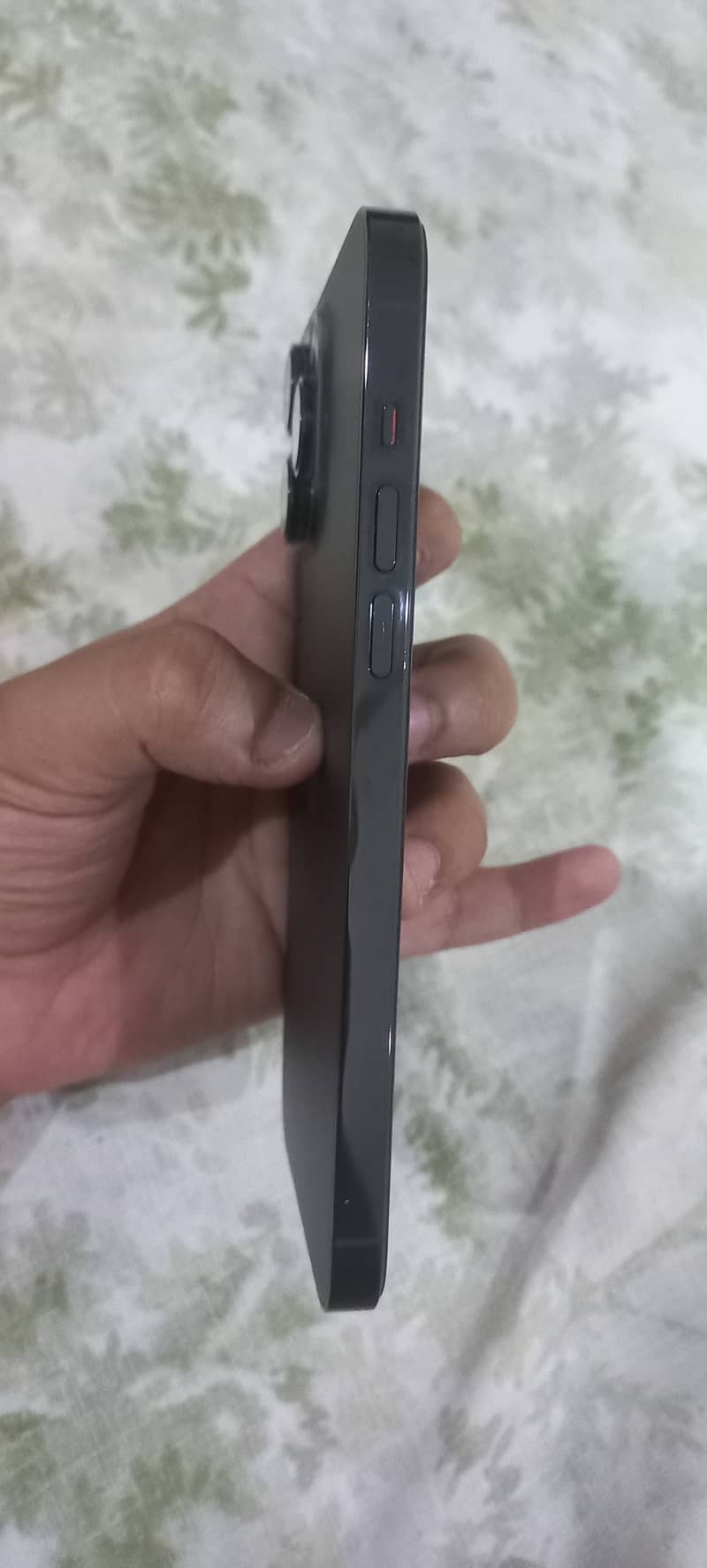 Apple iPhone 14 Pro Max 4