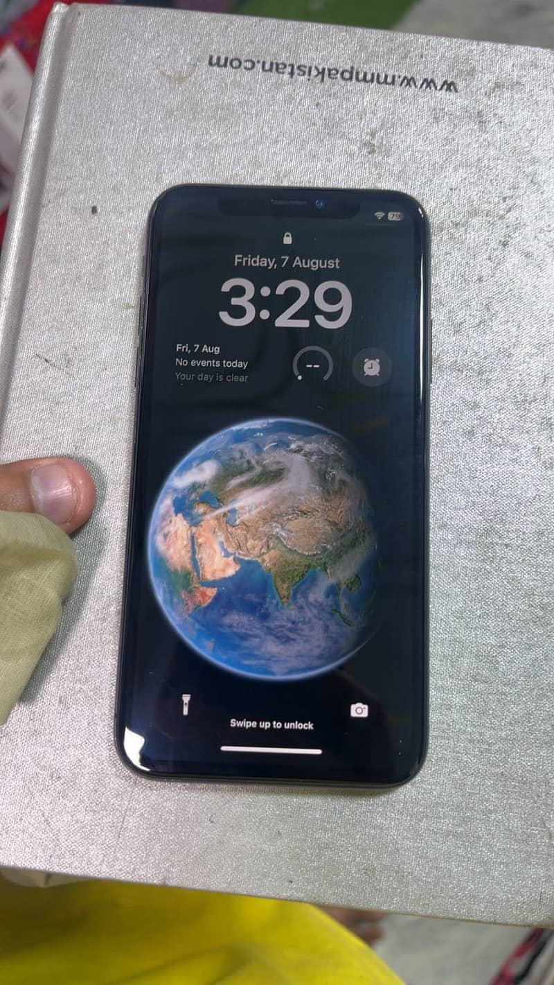 Apple iPhone X 03415319088 is py rabta kry thank you 2