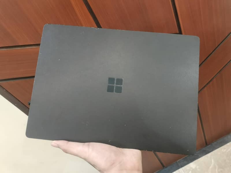 Microsoft Surface Laptop 3 (2k resolution) 1
