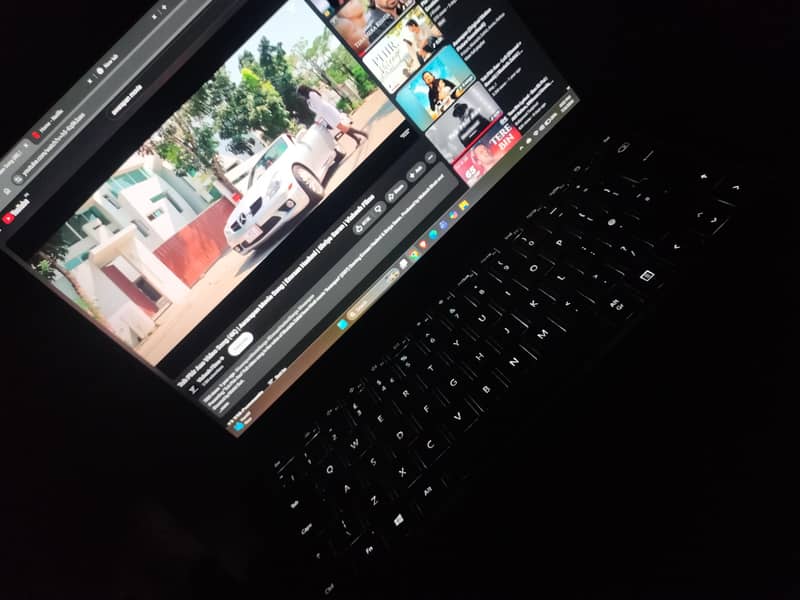 Microsoft Surface Laptop 3 (2k resolution) 6