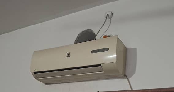 electrolux 1 ton ac