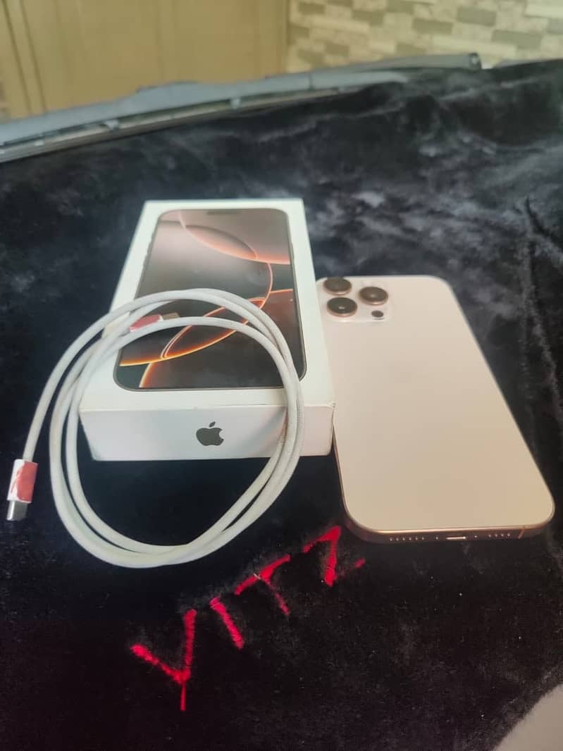 Apple iPhone 16 Pro Max 3