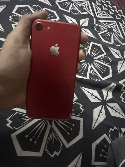 Apple iPhone 7