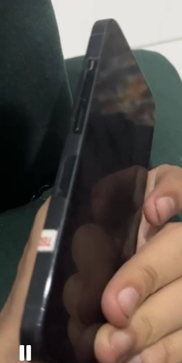 Apple iPhone 13 Pro 2