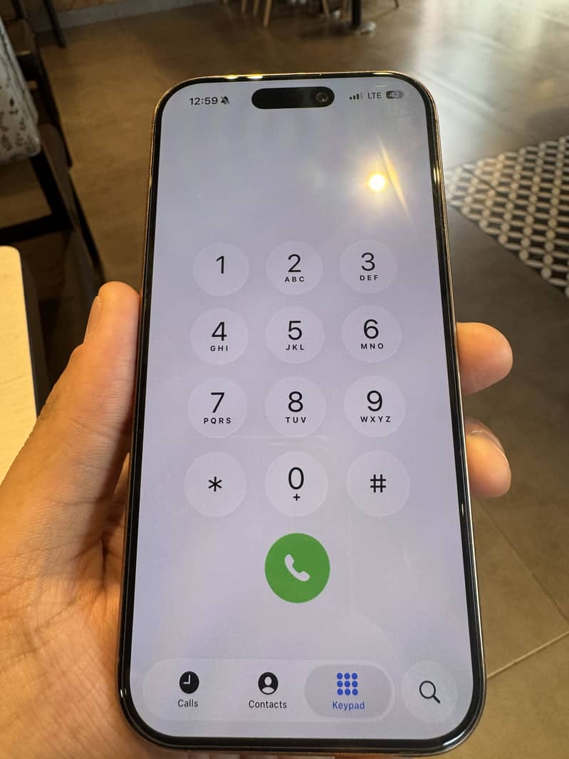 Apple iPhone 16 Pro 6