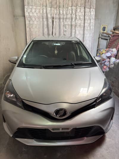 Toyota Vitz 2014