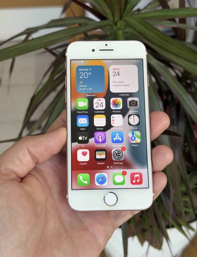 Apple iPhone 7 1