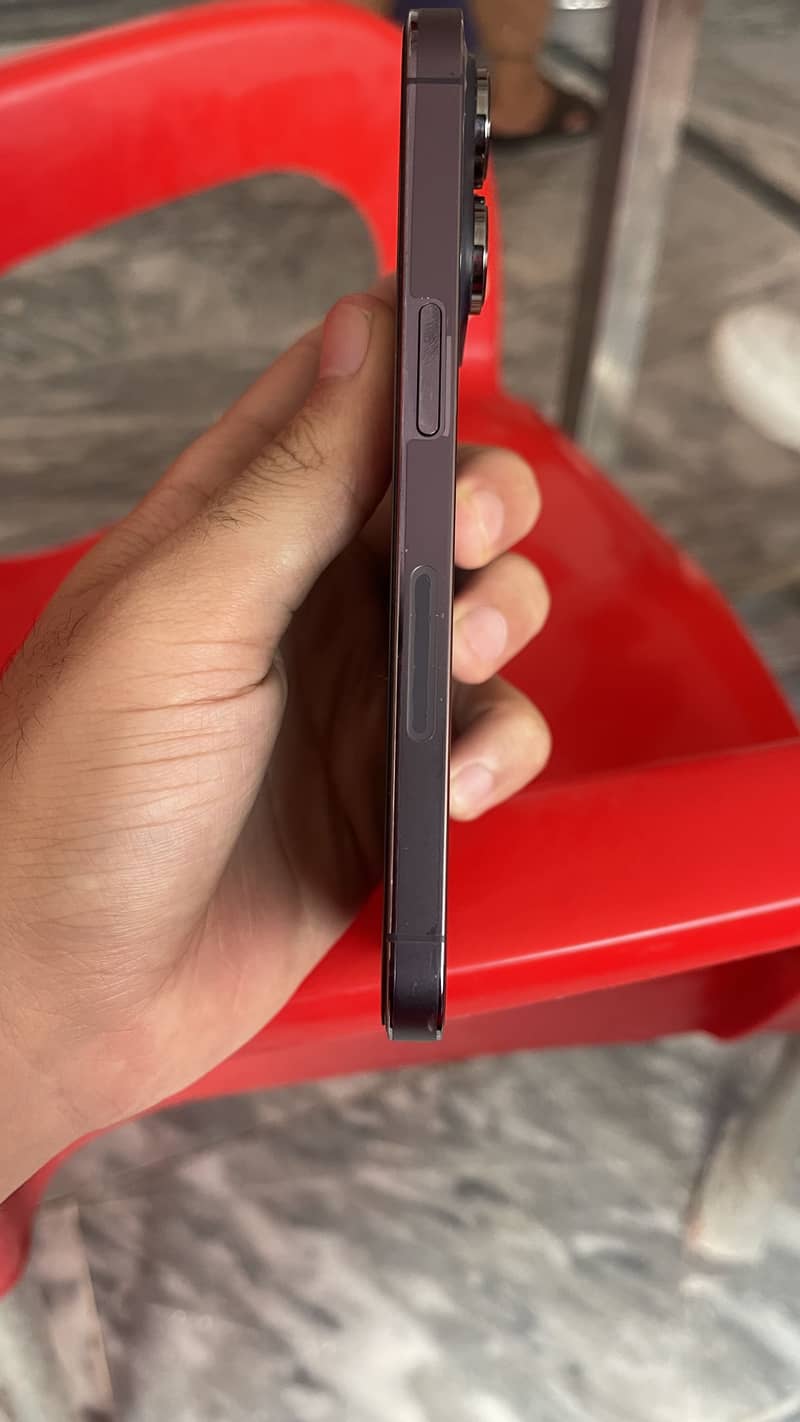 Apple iPhone 14 Pro 3