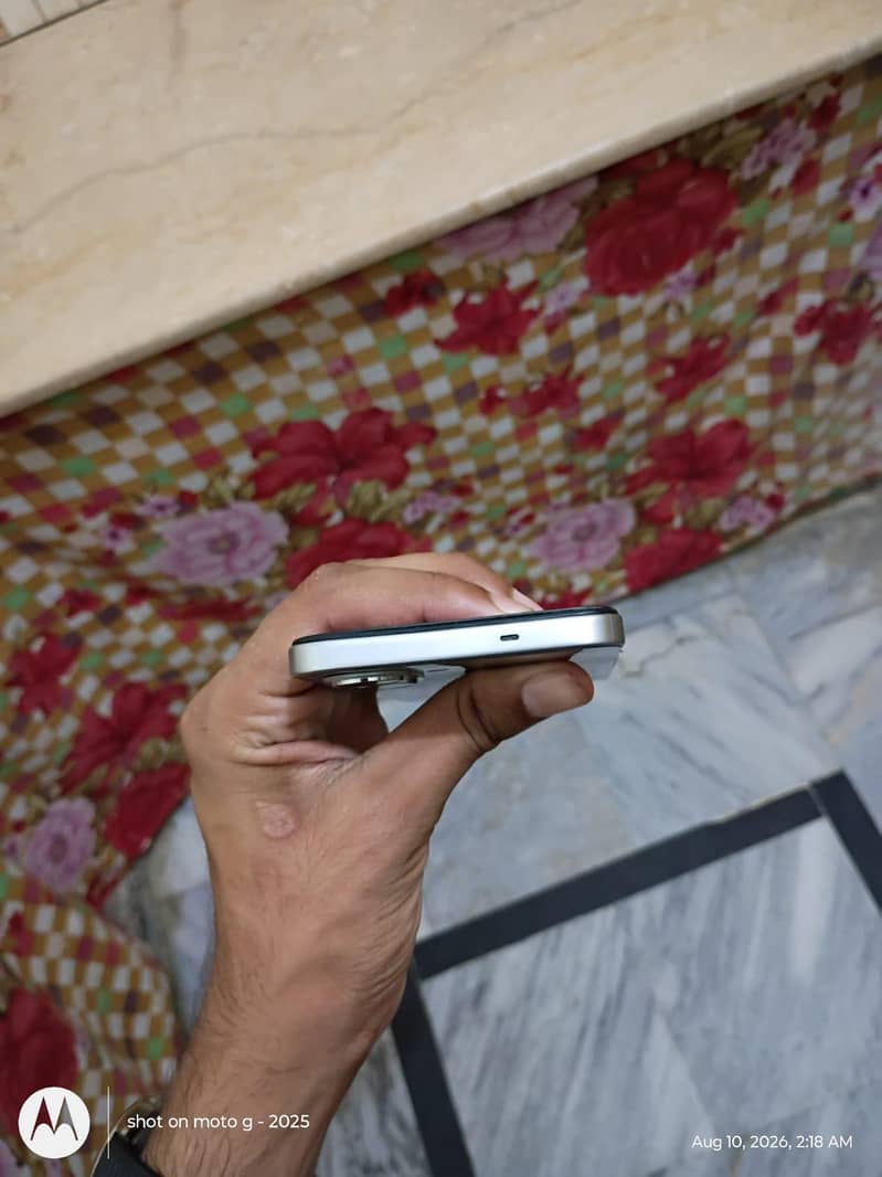 Tecno Spark Go2 2