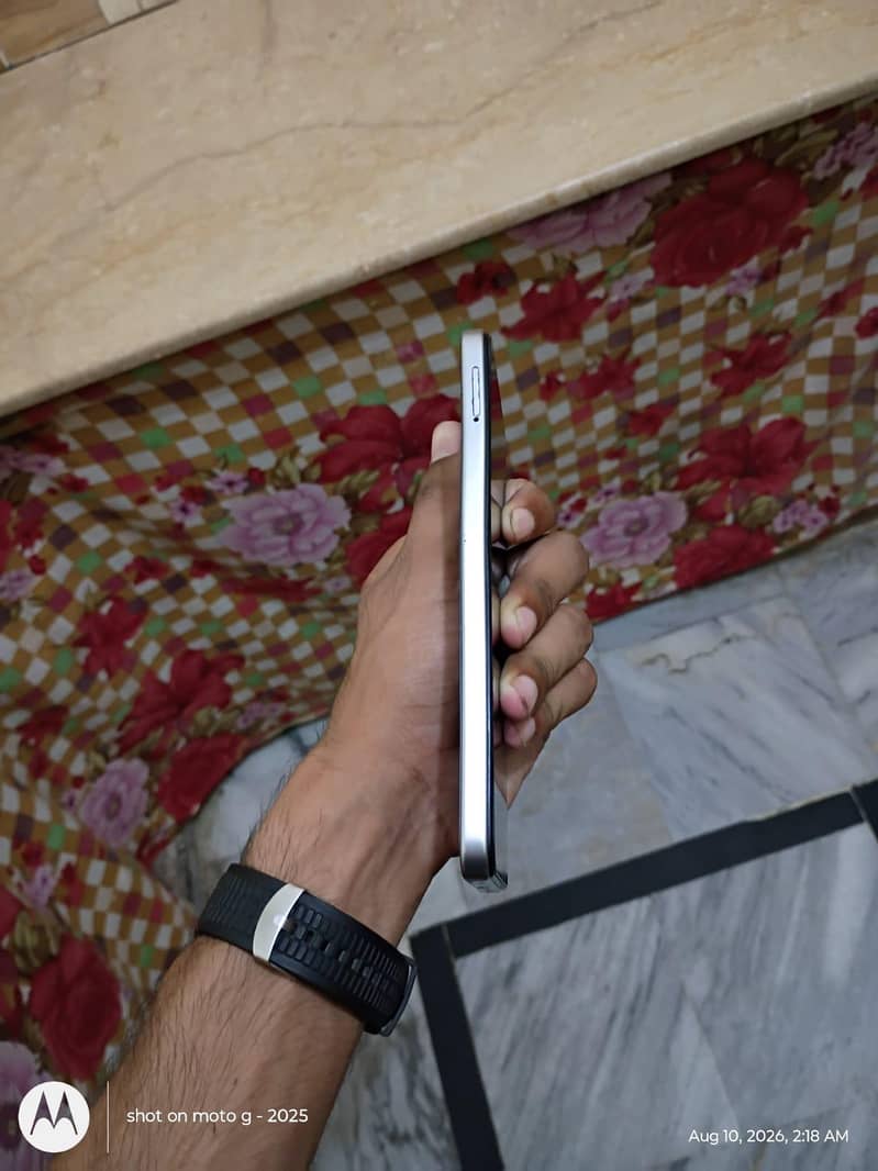 Tecno Spark Go2 3