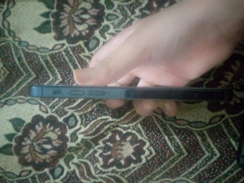 Apple iPhone 12 Pro 1