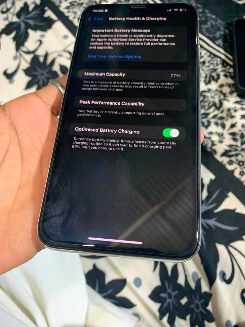 Apple iPhone XS Max 5