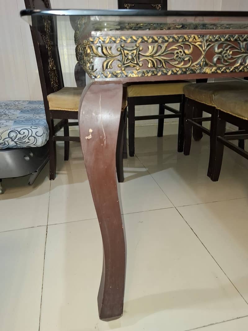 Dinning table 4