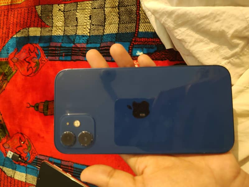 Apple iPhone 12 5
