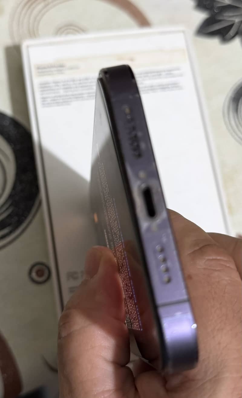 Apple iPhone 14 Pro Max 8