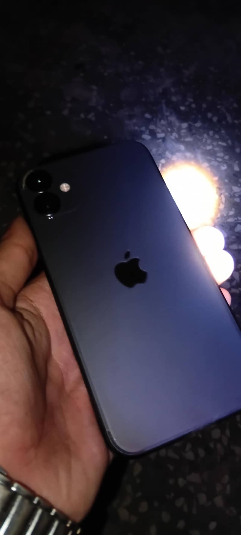Apple iPhone 11 0