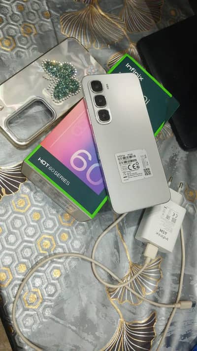 INFINIX HOT60i 6/128 condition 10/9