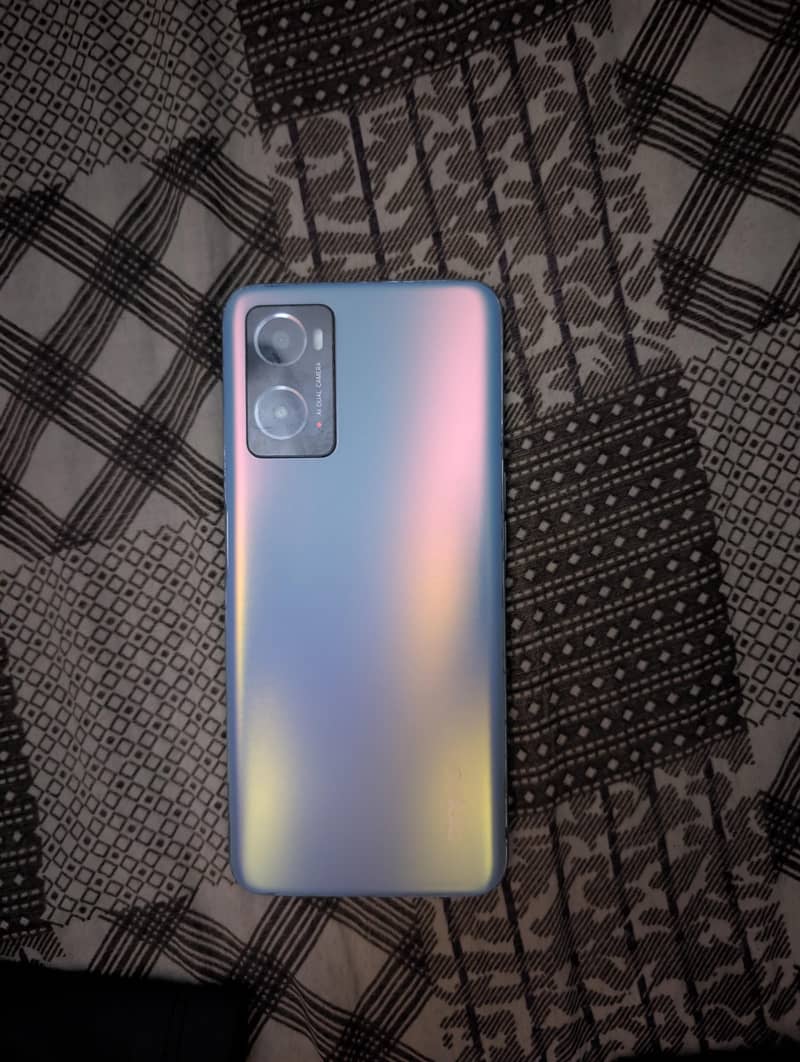 OPPO A76 5