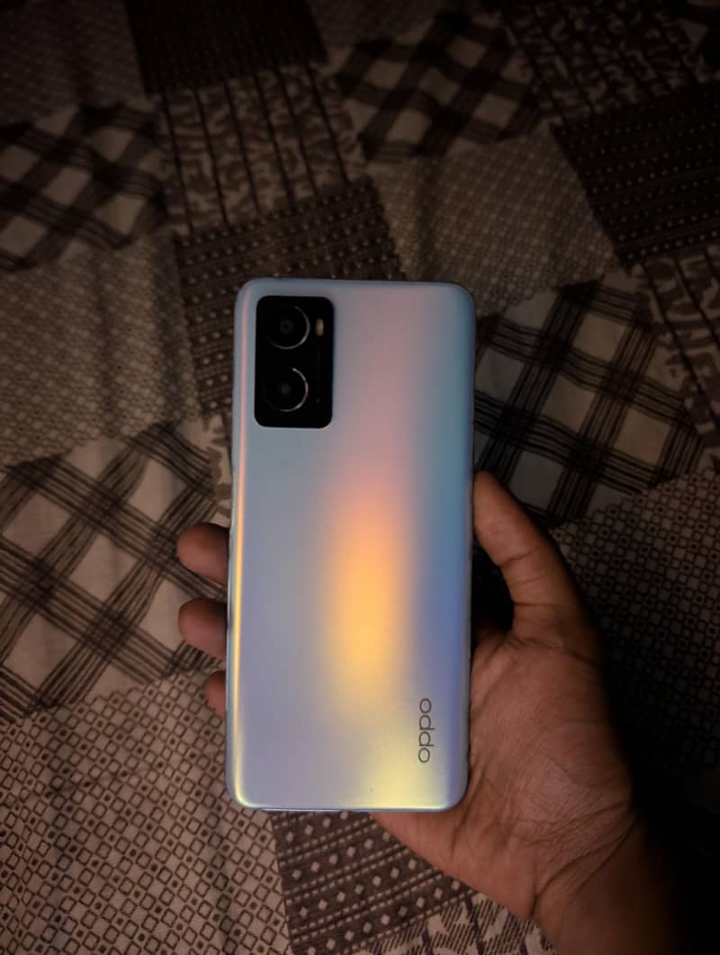 OPPO A76 7