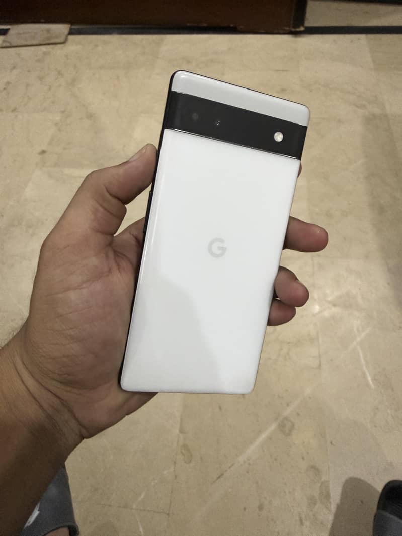 Google Pixel 6a 1