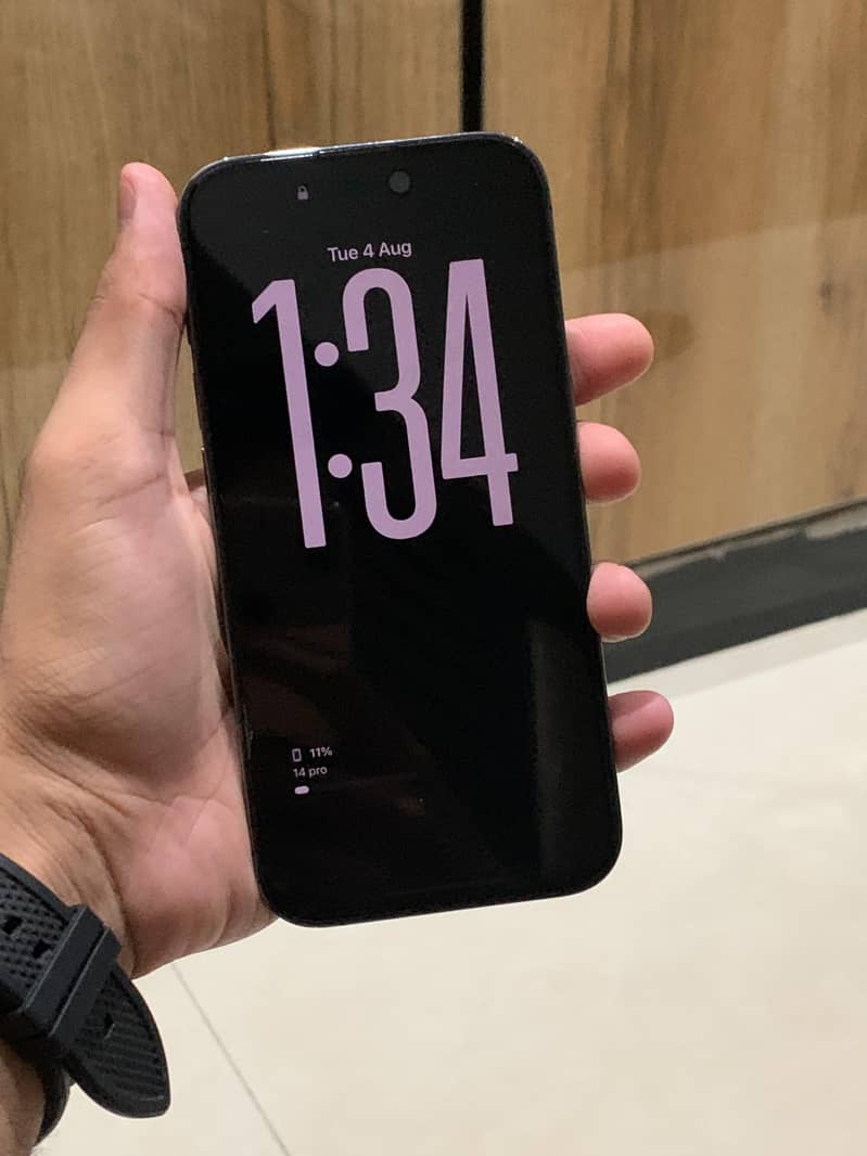 Apple iPhone 14 Pro 3