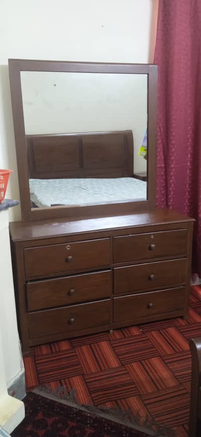 Wooden dressing table