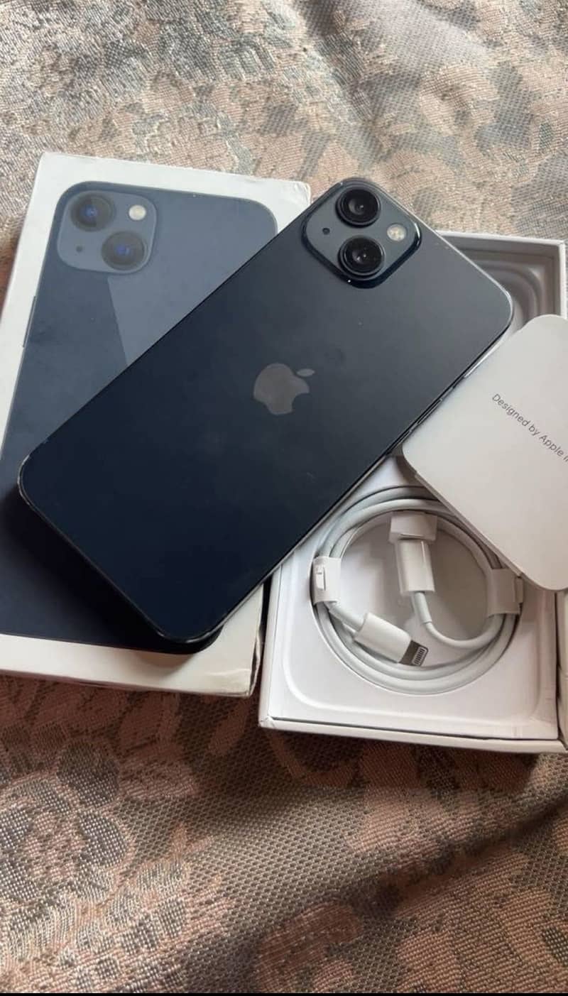 Apple iPhone 13 7